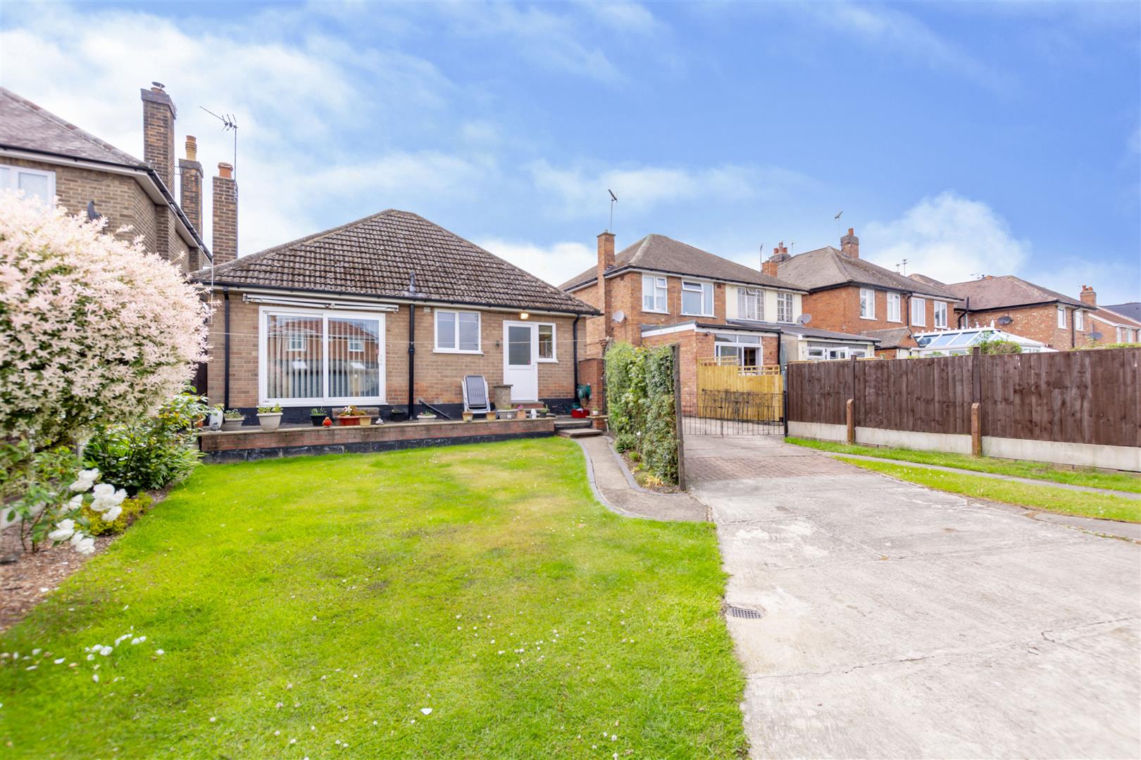 Cedar Avenue, Long Eaton Robert Ellis Estate Agents